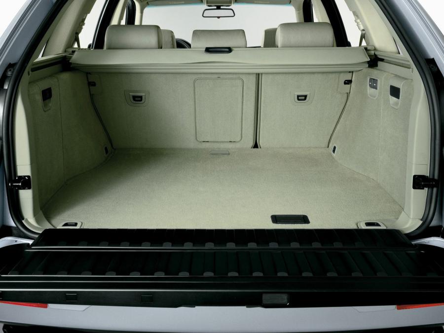 Багажник BMW X5 4.4i (E53) 2000 года  (WW) (фото 20 из 28)